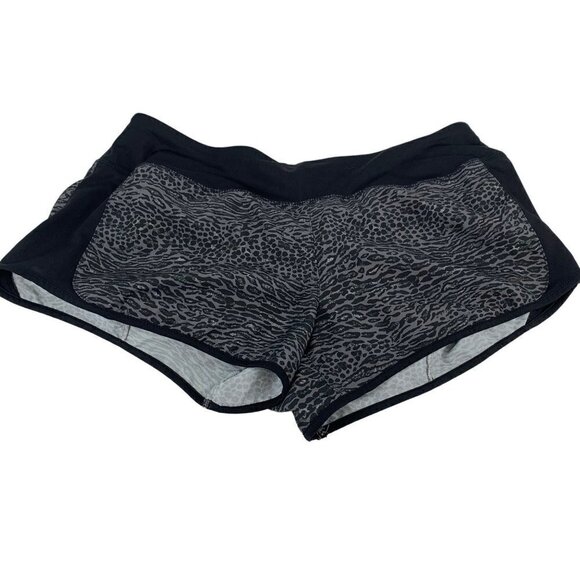 Nike Dri-Fit Running Shorts Liner Size Large Cheeta Print - Picture 1 of 8